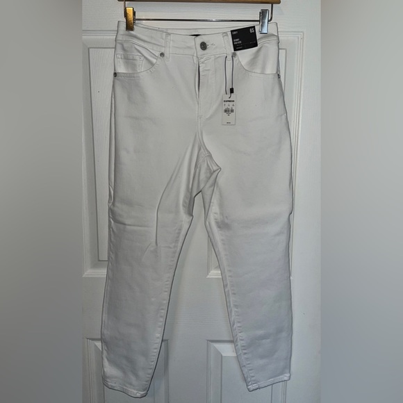 Express Curvy Jeans